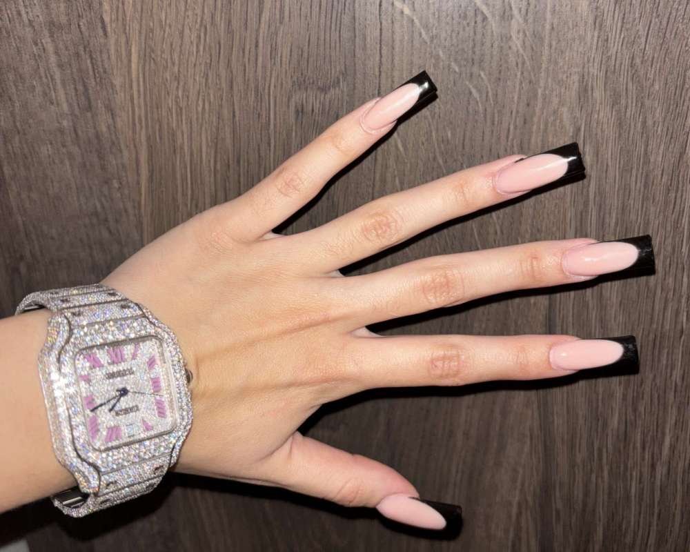 A42ED9F2-0EEC-4C72-9CE1-76CE11E52B77